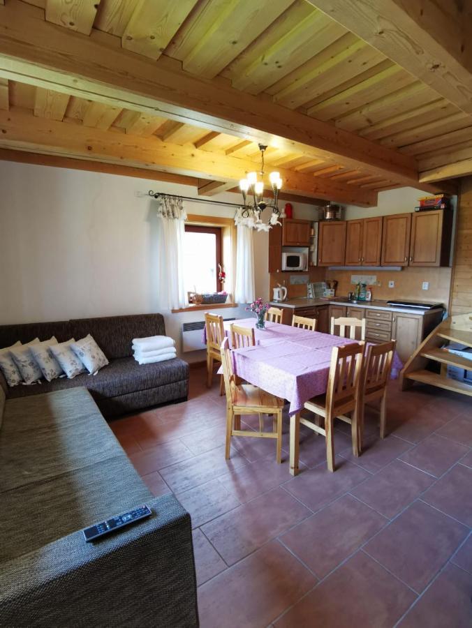 Drevenica Zapadne Tatry S Kupacou Kadou A Krbom Apartment Ziar Ngoại thất bức ảnh